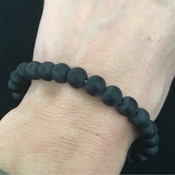 Frosted Black Beaded Dumbbell Bracelet - Picture 3 of 5